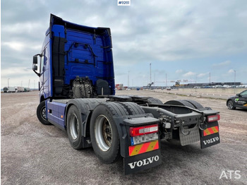 Cabeza tractora Newly inspected tractor unit VOLVO FH 62 TT - VIDEO: foto 4