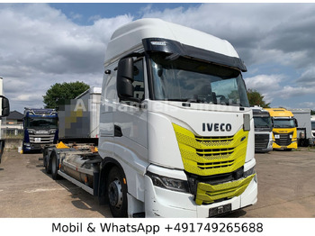 Camión portacontenedore/ Intercambiable IVECO S-WAY