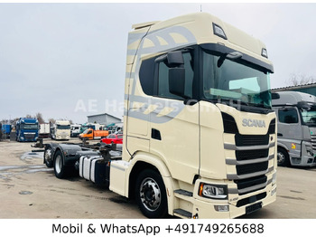Camión portacontenedore/ Intercambiable SCANIA S 450