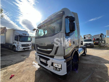 Cabeza tractora IVECO