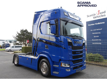 Cabeza tractora SCANIA S 520