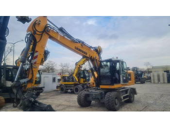 Excavadora de ruedas LIEBHERR