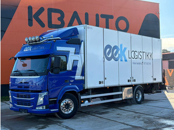 Camión caja cerrada VOLVO FM 330