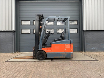 Carretilla elevadora eléctrica Toyota 7FBEF15: foto 2 Carretilla elevadora eléctrica Toyota 7FBEF15: foto 2