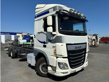 Camión chasis DAF XF
