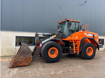Cargadora de ruedas DOOSAN DL350