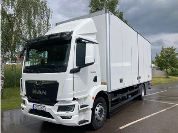 Camión caja cerrada