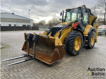 Retroexcavadora CATERPILLAR