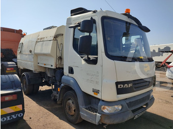 Barredora vial DAF LF 45 160