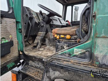 Camión volquete MAN 18.222: foto 5