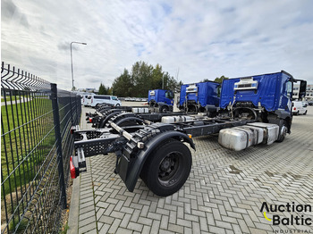 Camión chasis Mercedes-Benz Actros 1843: foto 4