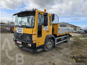 Camión volquete Volvo FL612: foto 2