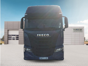 Cabeza tractora IVECO S-WAY