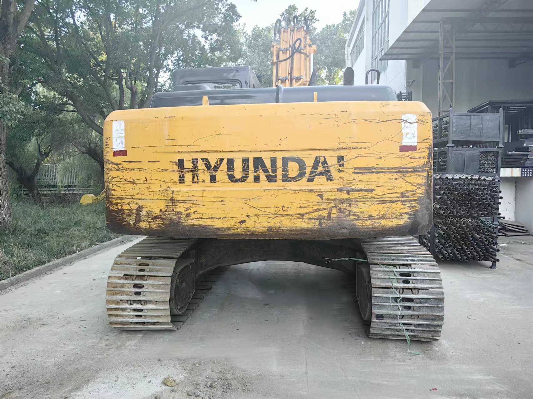 Excavadora HYUNDAI R220LC-7: foto 3 Excavadora HYUNDAI R220LC-7: foto 3