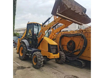 Retroexcavadora JCB 3CX