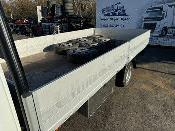 Camión caja abierta Iveco Daily 35C18, Flatbed + alu-side boards, 3.0TDi, 2022: foto 4