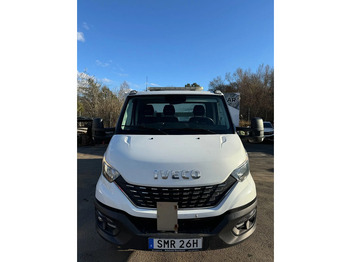 Camión caja abierta Iveco Daily 35C18, Flatbed + alu-side boards, 3.0TDi, 2022: foto 2