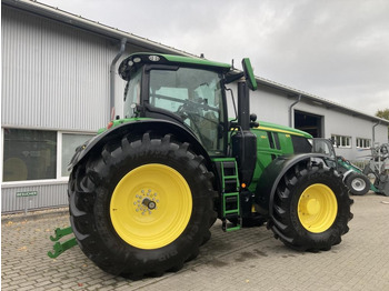 Tractor John Deere 6R250: foto 2 Tractor John Deere 6R250: foto 2