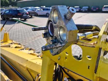 Cabezal de maíz New Holland MAISVORSATZ 900S FI / 390: foto 2