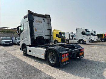 Cabeza tractora Volvo FH: foto 3