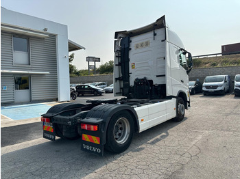 Cabeza tractora Volvo FH: foto 4