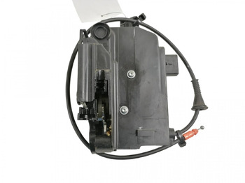 Puerta y piezas SCANIA