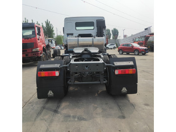 Cabeza tractora Sinotruk HOWO 420 6*4 Tractor: foto 3