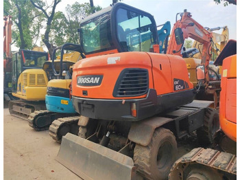 Excavadora de ruedas Doosan DX60 W: foto 2