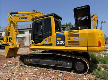 Excavadora KOMATSU PC220