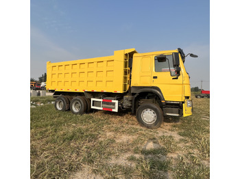 Camión volquete SINOTRUK HOWO