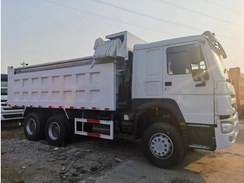Camión volquete SINOTRUK HOWO