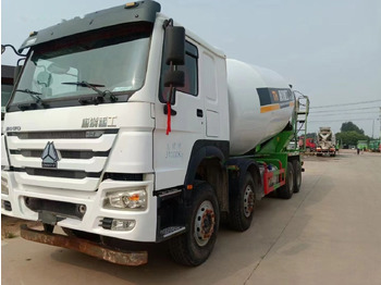 Camión hormigonera SINOTRUK HOWO