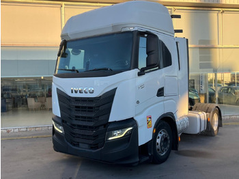 Cabeza tractora IVECO