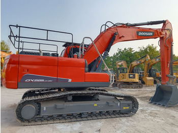 Excavadora de cadenas DOOSAN DX225LC-9C