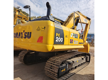 Excavadora de cadenas KOMATSU PC200-8