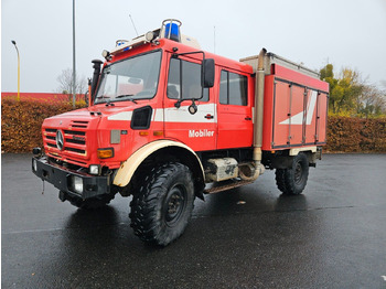 Camión cisterna UNIMOG