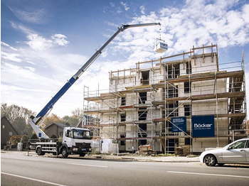 Grúa todo terreno BÖCKER