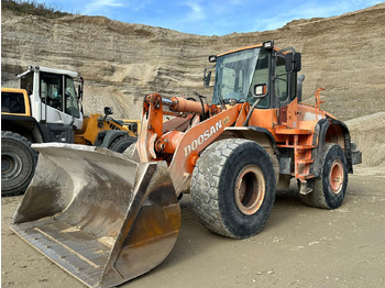 Cargadora de ruedas DOOSAN DL300