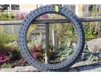 Corona de giro LIEBHERR