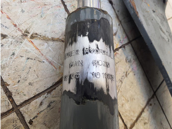 Cilindro hidráulico para Grúa Grove GMK 3055 Cabin tipping cylinder: foto 3