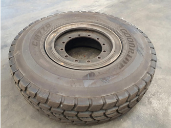Neumáticos y llantas para Grúa Grove Wheel 385/95R25 12 5.4 3p: foto 2