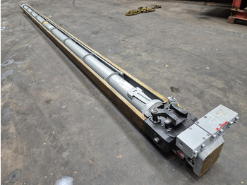 Cilindro hidráulico LIEBHERR