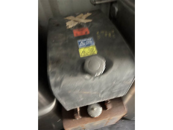 Depósito de combustible SCANIA