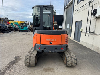 Miniexcavadora Hitachi ZX50U-2 PYÖRITTÄJÄLLÄ: foto 4