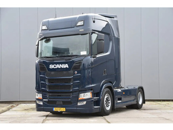 Cabeza tractora SCANIA S 450