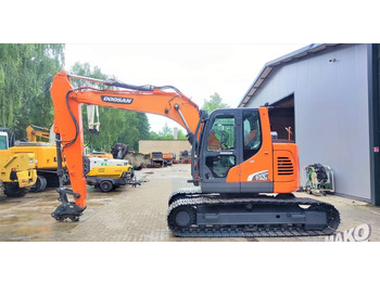 Excavadora de cadenas DOOSAN DX140LCR-5