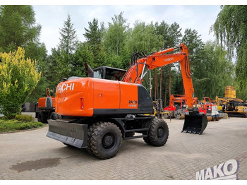 Leasing de  Hitachi ZX 140 Hitachi ZX 140: foto 4