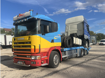 Camión portavehículos SCANIA 164