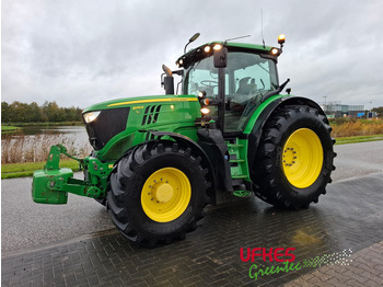 Tractor JOHN DEERE 6215R