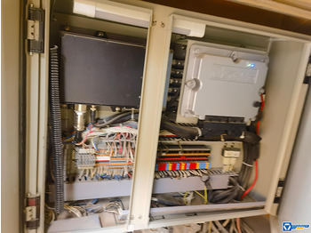 Grúa sobre orugas XCMG XGC30T 30ton mini small crawler crane 2016 for sale: foto 2